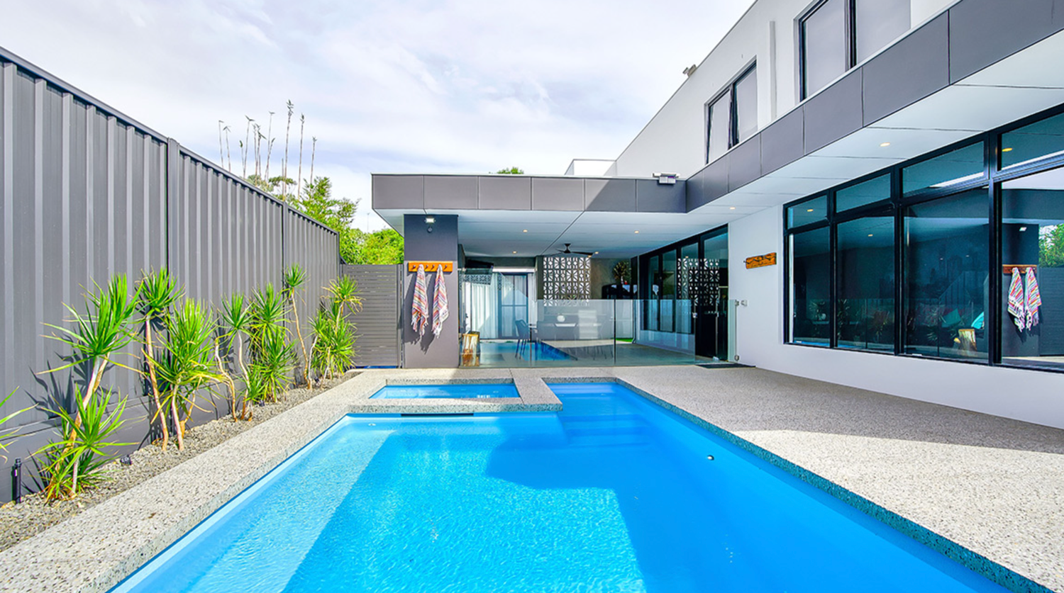 saint-remy-fun-pool-10